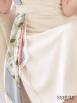 ベージュ モデル：真優川咲　身長：158cm　着用サイズ：5号(XSサイズ)