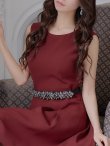 画像4: 【XSサイズあり】 【GINZA COUTURE/銀座クチュール】ワンピース/ ワンカラー/ ノースリーブ/ ベルト/ ビジュー/ プリーツ/ フレア/ ひざ丈/ ミディアムドレス/ キャバドレス[OF2] (4)