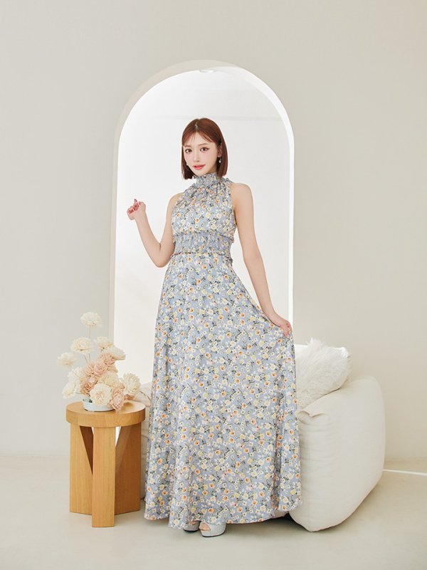 グレーxイエロー　モデル：明日花キララ　身長162cm　着用サイズ：７号(Sサイズ)着用