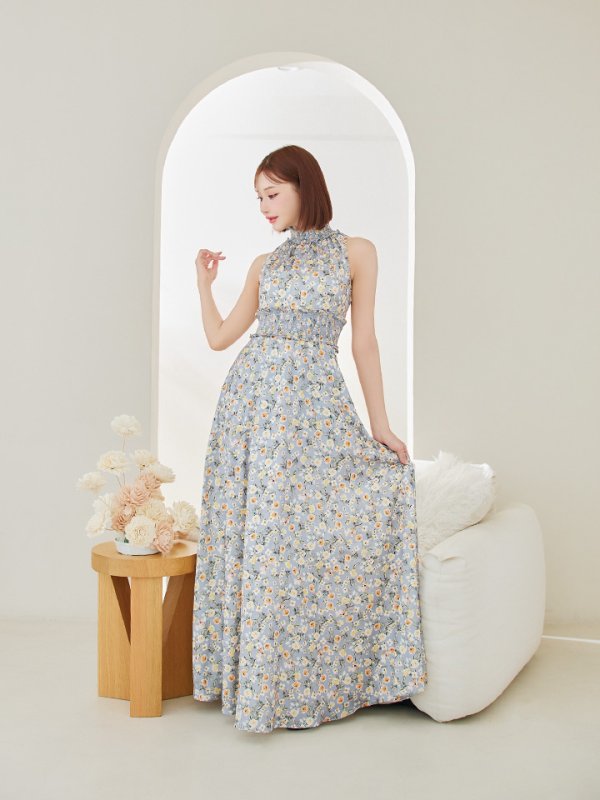 グレーxイエロー　モデル：明日花キララ　身長162cm　着用サイズ：７号(Sサイズ)着用