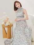 グレーxイエロー　モデル：明日花キララ　身長162cm　着用サイズ：７号(Sサイズ)着用