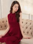 画像3: XS-Lサイズあり 【GINZA COUTURE/銀座クチュール】ノースリーブ/ ハイネック/ ワンカラー/ 膝丈/ ミディアム/ フレア/ ワンピース/ キャバドレス[OF2] (3)