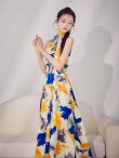 ホワイト×イエロー　モデル：まおちゃる　身長：158cm　着用サイズ：7号(Sサイズ)