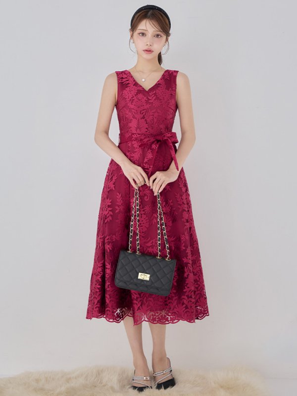 アンゴラレッド　モデル：ももか　身長：156cm　着用サイズ：7号(Sサイズ)