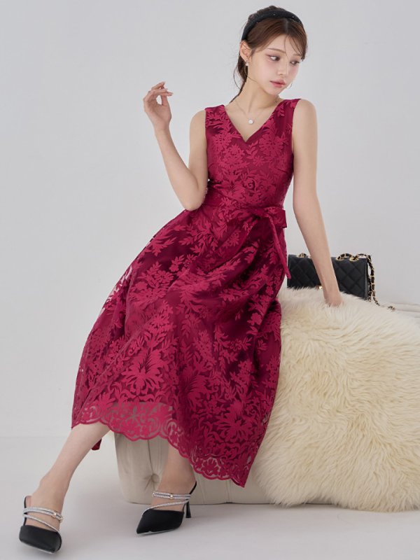 アンゴラレッド　モデル：ももか　身長：156cm　着用サイズ：7号(Sサイズ)