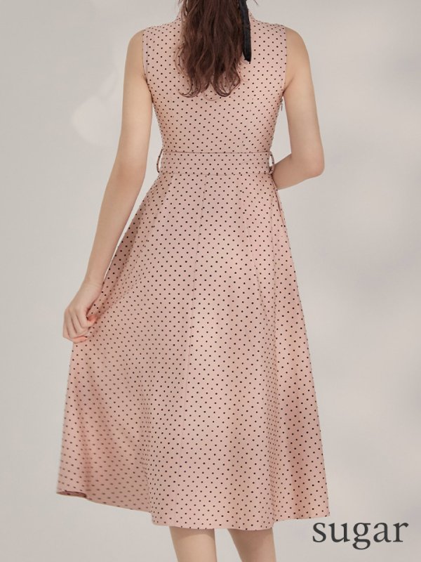 ピンク モデル:りな 身長:160cm 着用サイズ:7号(Sサイズ)