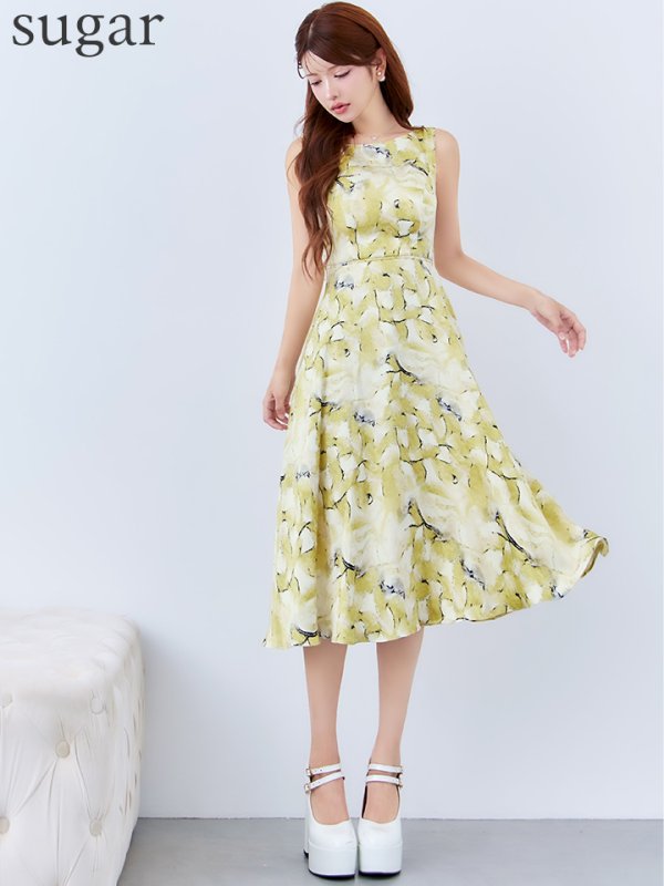 イエロー モデル：まりん　身長：164cm 　着用サイズ：Sサイズ