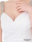 ホワイト　モデル：ゆめ　身長：160cm　着用サイズ：7号(Sサイズ)