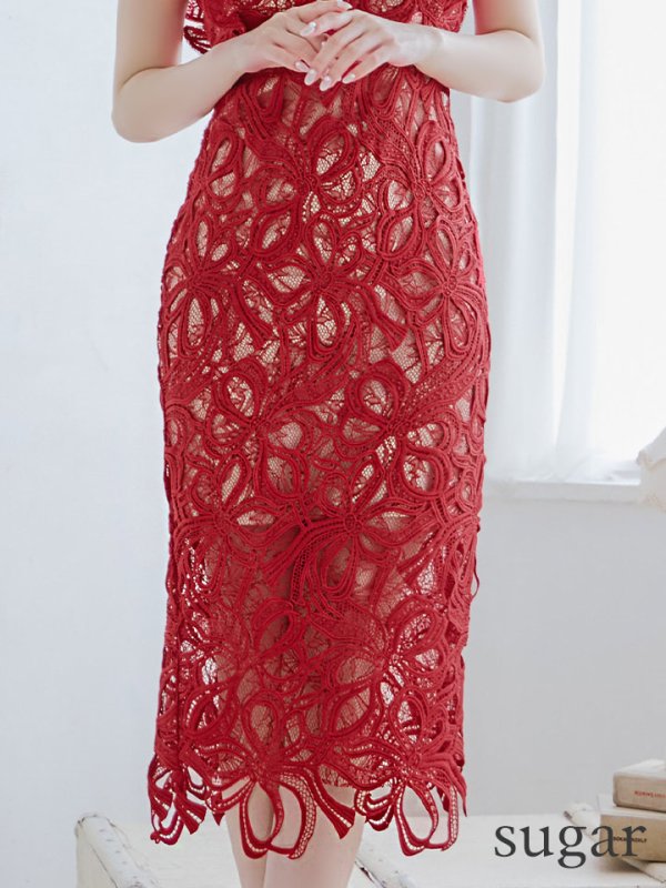 ワインレッド モデル:ゆめ 身長:160cm 着用サイズ:7号(Sサイズ)