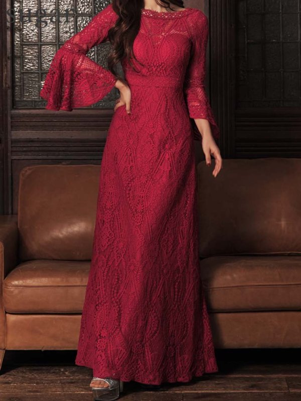 ワインレッド　モデル：真優川咲　身長：158cm　着用サイズ：7号(Sサイズ)