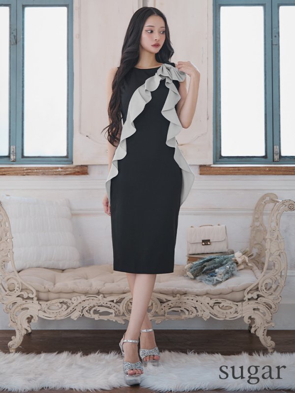 ブラックxグレー モデル：まおちゃる　身長：158cm　着用サイズ：7号(Sサイズ)