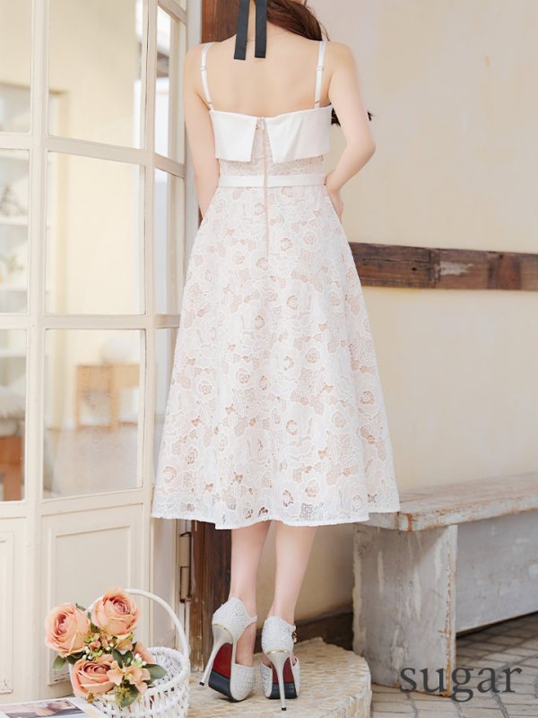 ホワイト モデル：ももか　身長：156cm　着用サイズ：7号(Sサイズ)