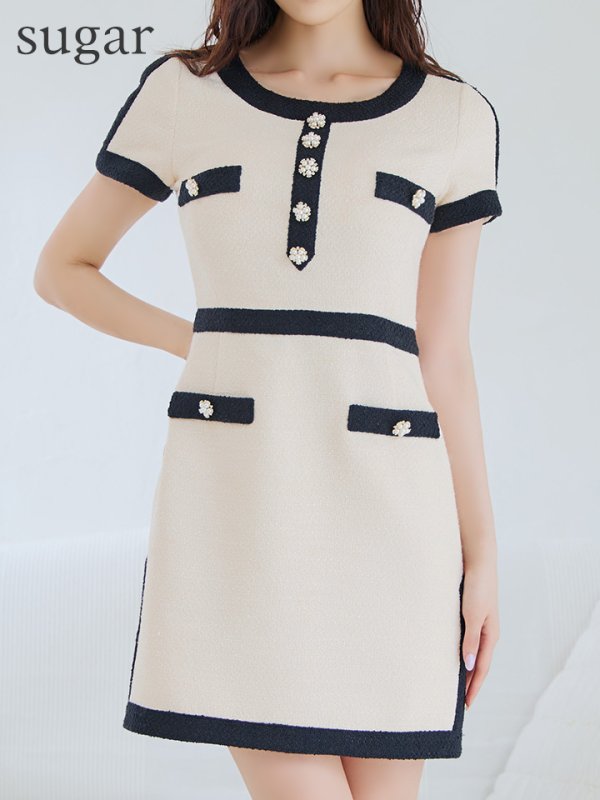 ベージュ　モデル：阿部なつき　身長：160cm　7号(Sサイズ)着用