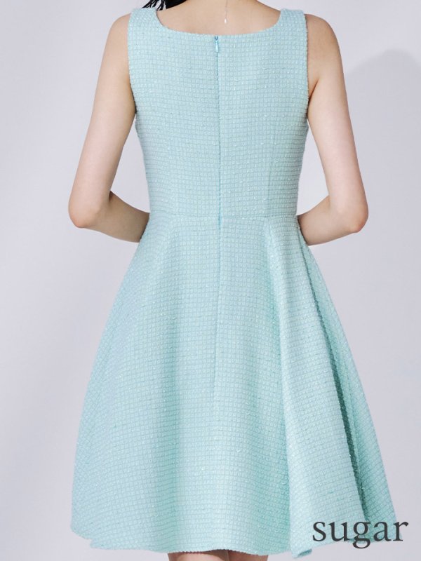 グリーン　モデル：まおちゃる　身長：158cm　着用サイズ：7号(Sサイズ)