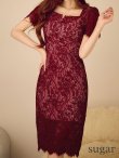 ワインレッド　モデル：真優川咲　身長：158cm　着用サイズ：7号(Sサイズ)