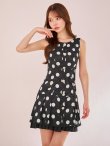 ブラック×ベージュ モデル:ゆめ 身長:160cm 着用サイズ:7号(Sサイズ)