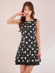 ブラック×ベージュ モデル:ゆめ 身長:160cm 着用サイズ:7号(Sサイズ)