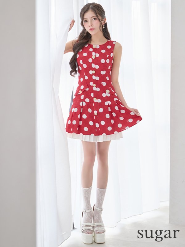 レッド×ホワイト　モデル：せいは　身長：160cm　着用サイズ：7号(Sサイズ)