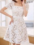ホワイト モデル：真優川咲　身長：158cm 着用サイズ：7号(Sサイズ)