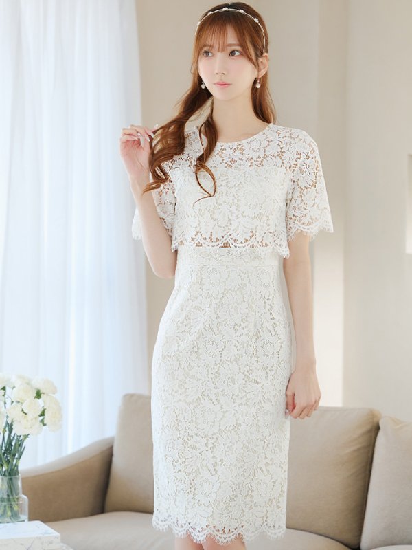 ホワイト モデル：あすか　身長：170cm　着用サイズ：XSサイズ