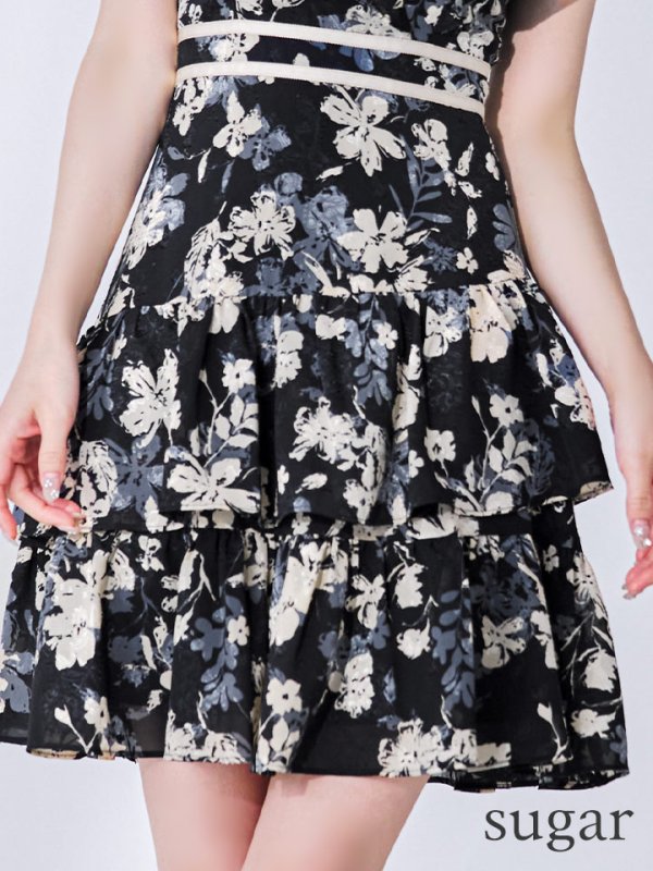 ブラックｘベージュ モデル：ゆめ 身長：160cm　着用サイズ：Sサイズ(7号)