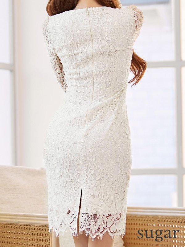 アイボリー　モデル：真優川咲　身長：158cm　着用サイズ：Sサイズ