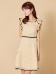 ベージュxブラック モデル：まりん　身長：164cm　着用サイズ：7号(Sサイズ)