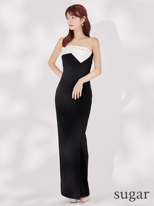 ブラック×ホワイト　モデル：まりん　身長：164cm　着用サイズ：Sサイズ