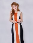 オレンジxホワイト　モデル：まりん　身長：164cm　着用サイズ：Sサイズ