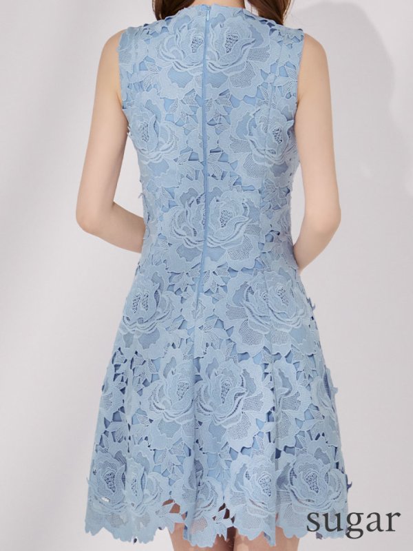 ブルー モデル：ゆめ　身長：160cm　着用サイズ：7号(Sサイズ)