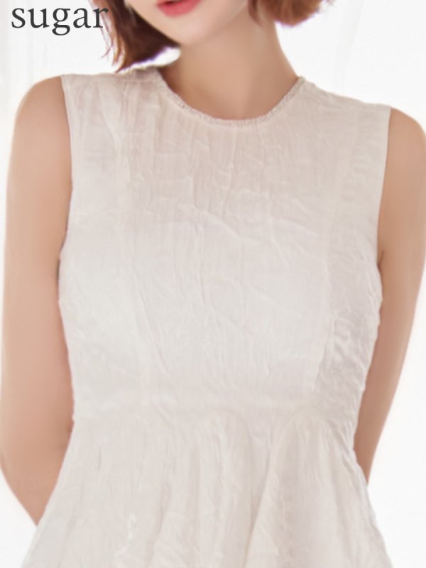 ホワイト　モデル：れみれみ　身長：163cm　着用サイズ：Sサイズ