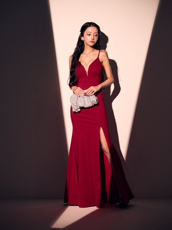 画像6: XS-Lサイズあり【ERUKEI エルケイ】ワンカラー/ キャミソール/ Vカット/ バストシアー/ スリット/ タイト/ ロングドレス/ キャバドレスlong[OF2] (6)