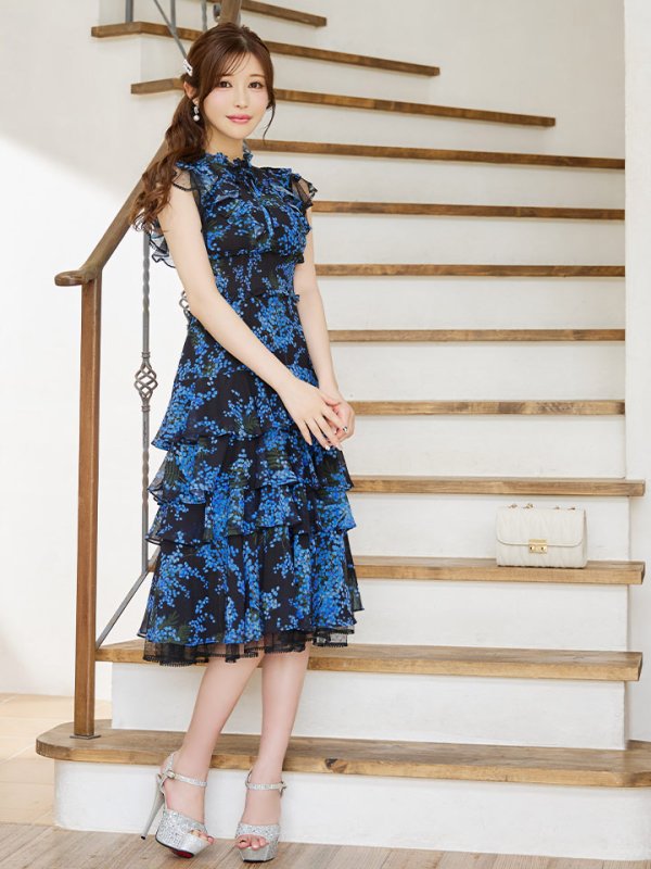 ブラックxブルー モデル:桜伊みやこ 身長:168cm 着用サイズ:7号(Sサイズ)