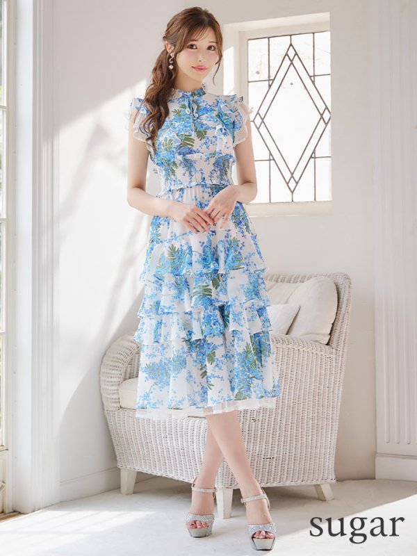 ホワイトxブルー モデル:桜伊みやこ 身長:168cm 着用サイズ:7号(Sサイズ)