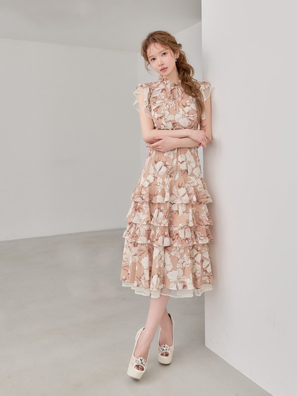 ピンクxアイボリー　モデル：ゆめ　身長：162cm　着用サイズ：7号(Sサイズ)