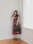 ブラックxレッド　モデル：ももか　身長156cm　着用サイズ：Sサイズ