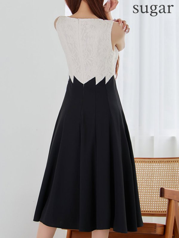 ホワイト×ブラック　モデル：真優川咲　身長：158cm　着用サイズ：7号(Sサイズ)