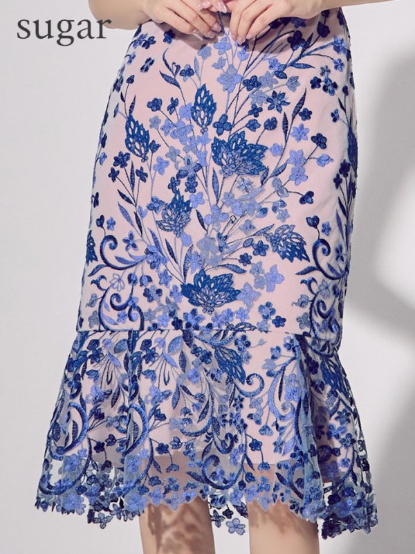 ブルー モデル:まおちゃる 身長:160cm 着用サイズ:7号(Sサイズ)