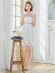 ホワイト モデル：明日花キララ　身長：162cm　着用サイズ：Sサイズ
