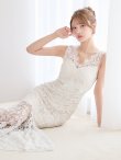 ホワイト　モデル：るりぴ　身長：165cm　着用サイズ：7号(Sサイズ)