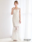 ホワイト　モデル：るりぴ　身長：165cm　着用サイズ：7号(Sサイズ)