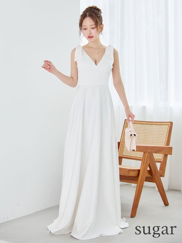 ホワイト　モデル：ゆめ　身長：160cm　着用サイズ：7号(Sサイズ)