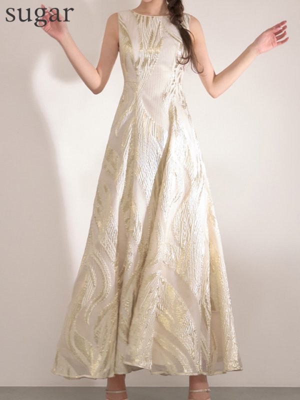 アイボリー　モデル：るりぴ　身長：165cm　着用サイズ：7号(Sサイズ)