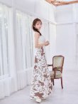 ホワイトxブラウン　モデル：りな　身長：160cm　着用サイズ：7号(Sサイズ)