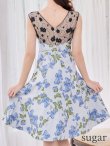 シルバー×ブルー　モデル：りな　身長：160cm　着用サイズ：7号(Sサイズ)着用