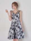 シルバーxブラック モデル：れみれみ　身長：163cm　着用サイズ：Sサイズ