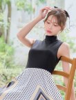 ブラックxホワイト　モデル：るりぴ　身長：165cm　着用サイズ：7号(Sサイズ)着用