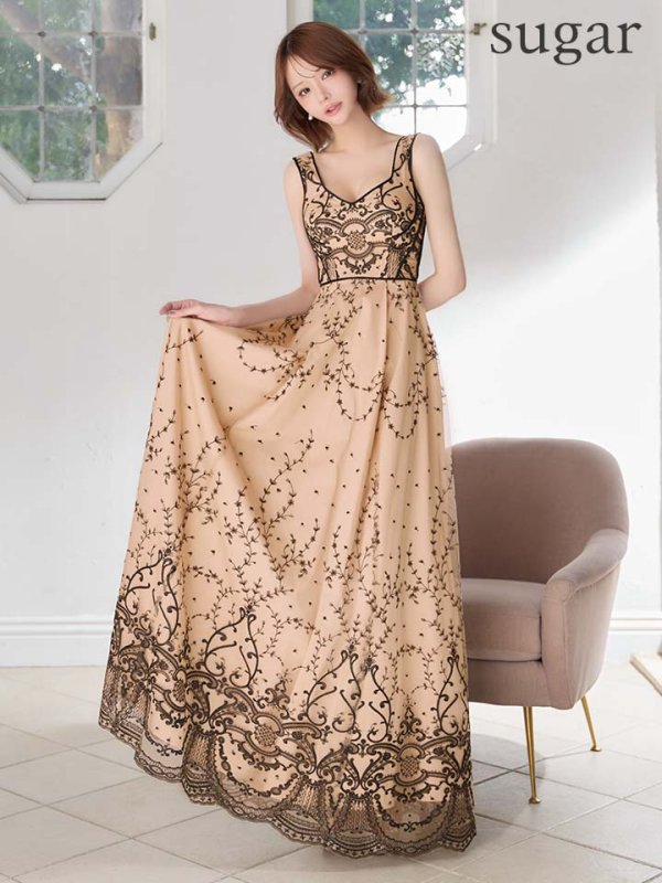 ベージュ　モデル：れみれみ　身長：163cm　着用サイズ：7号(Sサイズ)