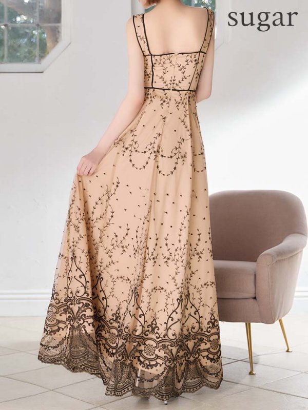 ベージュ　モデル：れみれみ　身長：163cm　着用サイズ：7号(Sサイズ)