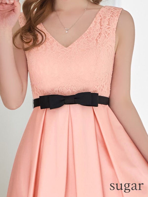 ピンクxブラック　モデル：ゆめ　身長：160cm　着用サイズ：7号(Sサイズ)